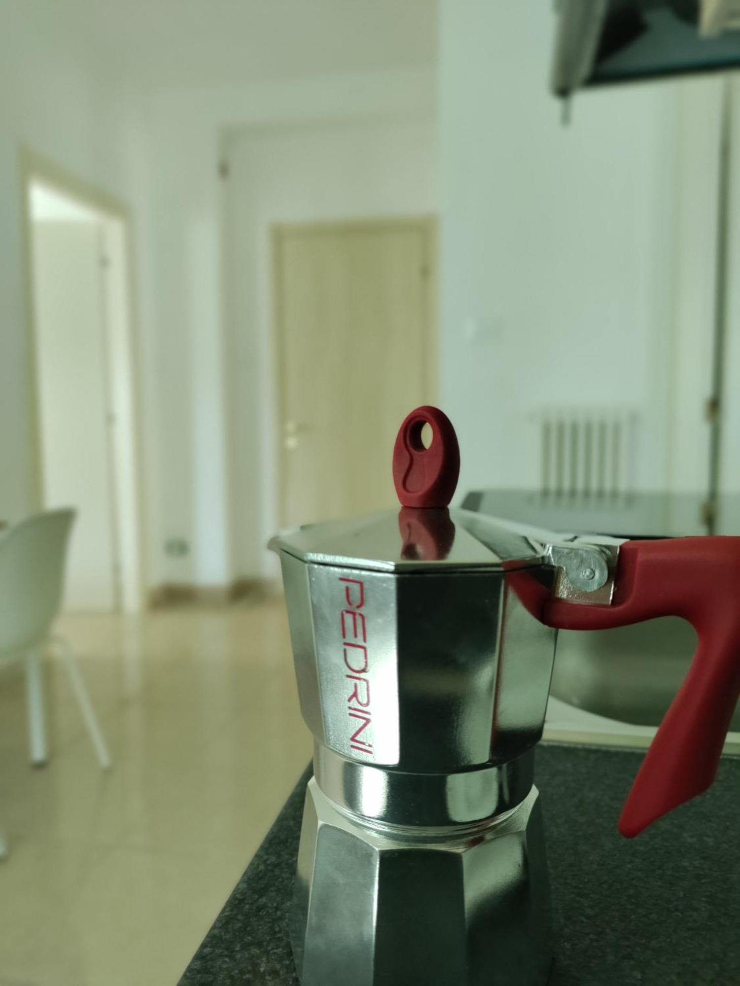 La Dimora Degli Artisti Panzió Pescara Szoba fotó